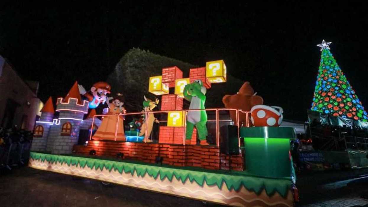 La directora del Sistema DIF del Municipio de Querétaro, Gabriela Valencia García, invitó a la población a presenciar el Megadesfile Navideño.