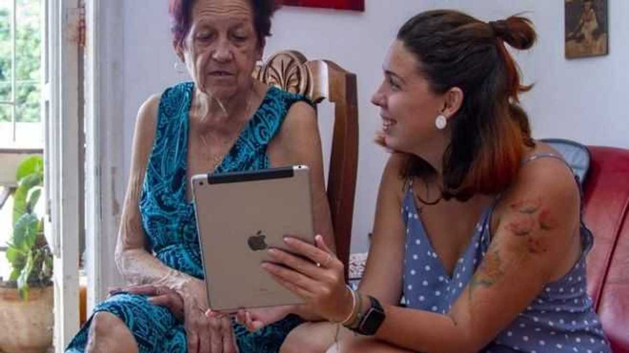 La discriminación por edad es una barrera para el desarrollo. Foto: Ilustrativa/ SEMLAC Cuba.