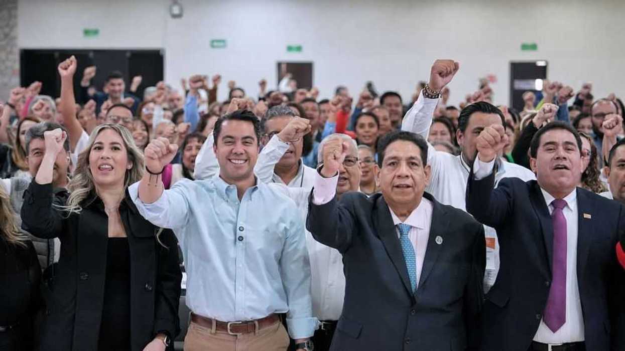 La educación, el arma más poderosa para transformar la sociedad: Felifer Macías.