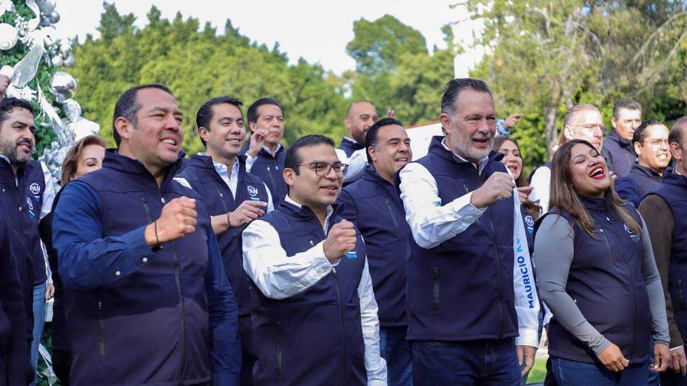 La encuesta Rubrum se realizó el 12 de diciembre de 2025 con mil levantamientos telefónicos en Querétaro y 95% de confianza.