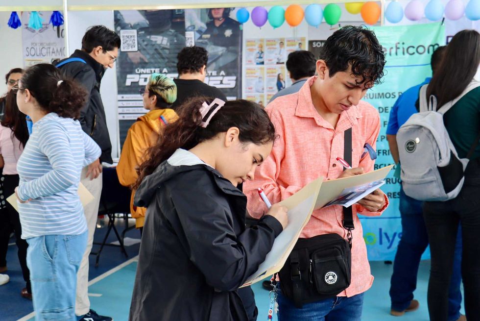 La Expo Empleo San Juan del Río 2025 ofrecerá más de 900 vacantes de empresas de manufactura, alimentos, logística y reciclaje en la Unidad Deportiva Maquío.