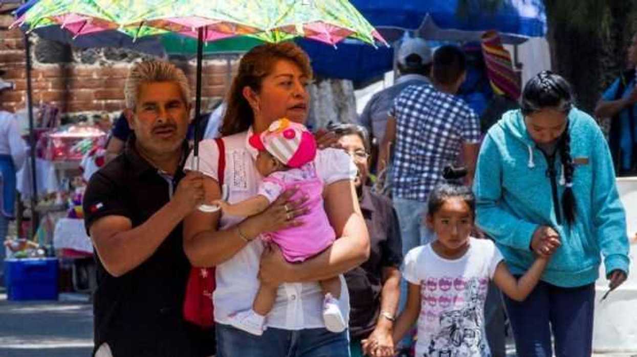 la-fe-de-iztapalapa-lo-soporta-todo-hasta-30-grados-de-temperatura