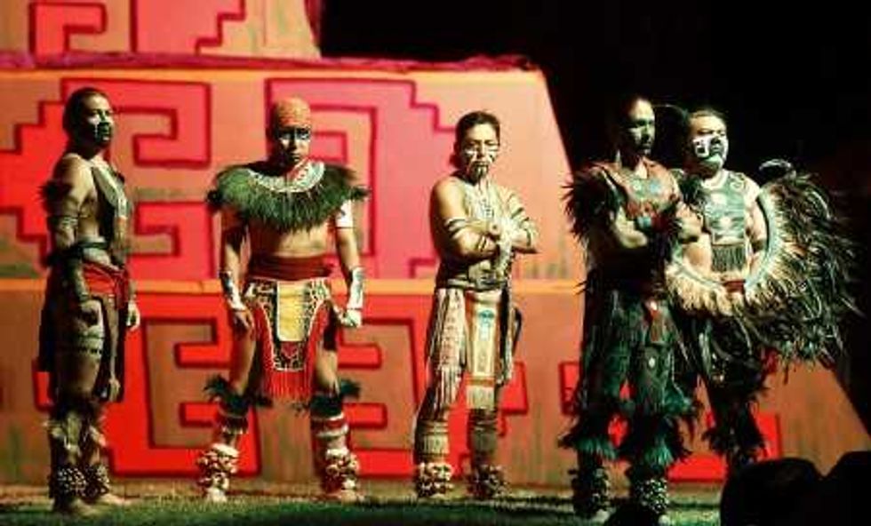 “LA LLORONA” CUMPLE 20 AÑOS DE PENAR EN XOCHIMILCO