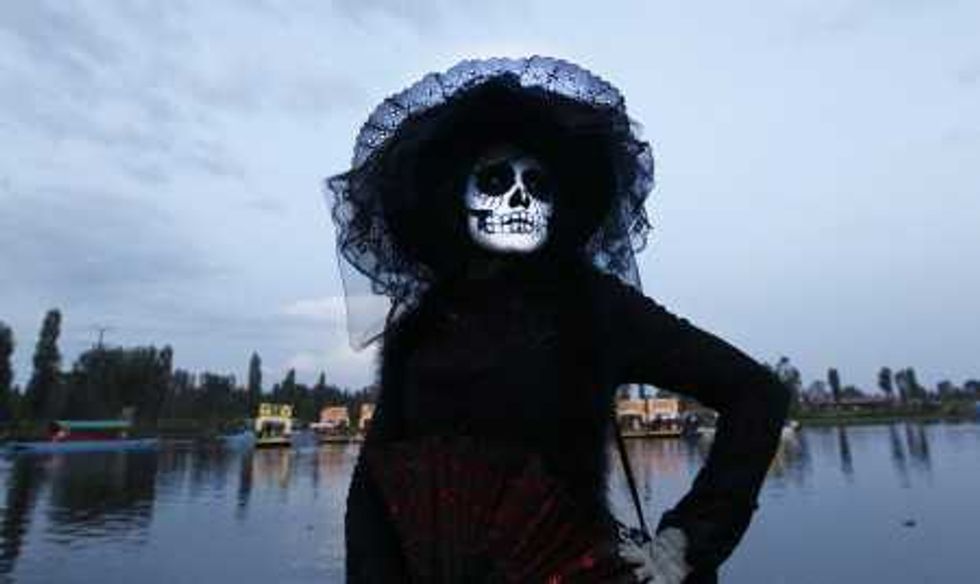 “LA LLORONA” CUMPLE 20 AÑOS DE PENAR EN XOCHIMILCO