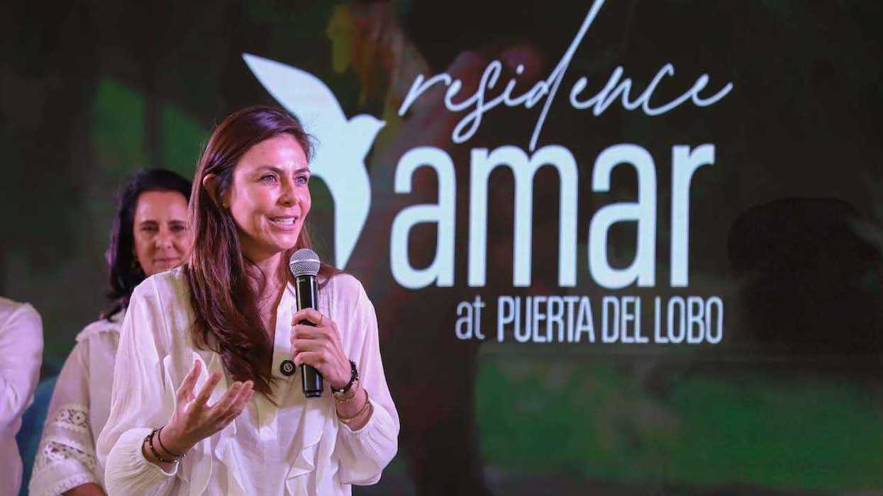 La secretaria de Turismo de Querétaro durante la inauguración de la vendimia en el viñedo Puerta del Lobo, en El Marqués.