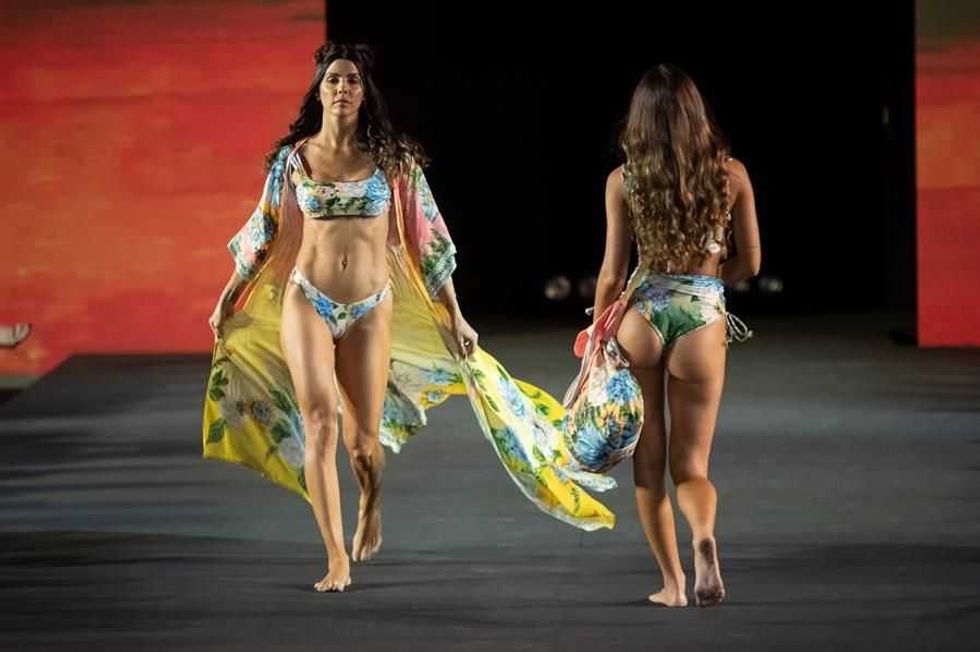 La Semana de la Moda de la ciudad venezolana de Valencia dio paso a los eventos estrella. EFE/Rayner Peña.
