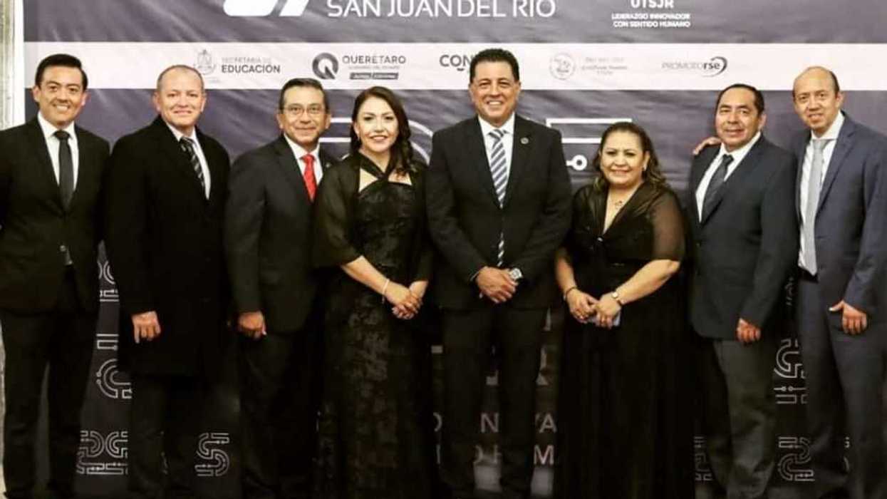 La Universidad Tecnológica celebra 25 años de servicio en San Juan del Río.