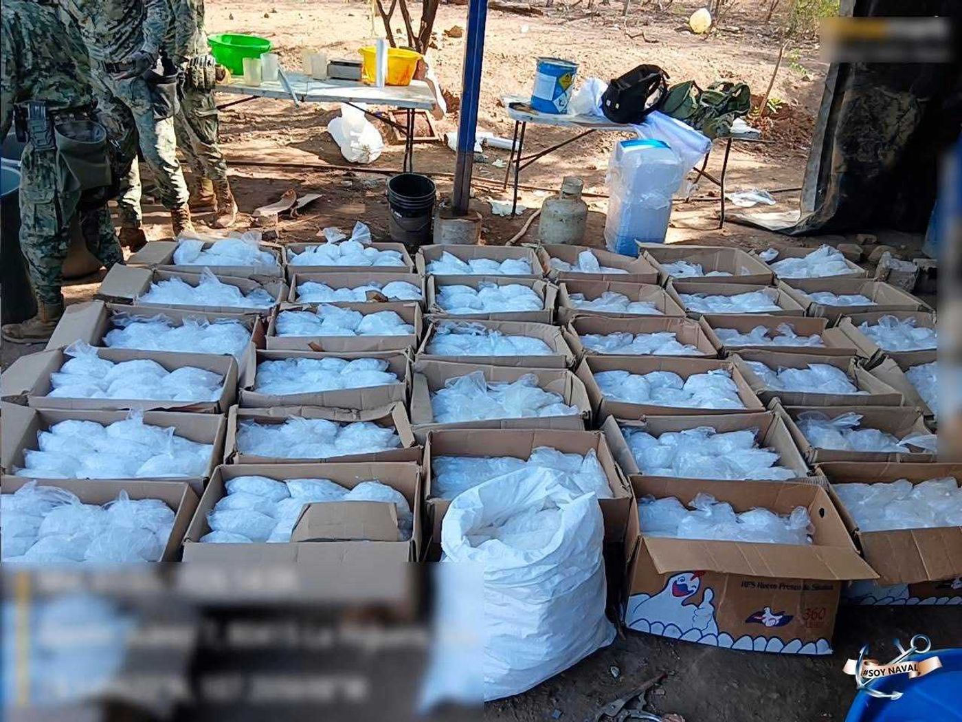 Laboratorio clandestino desmantelado en Cosal\u00e1 con precursores qu\u00edmicos utilizados para fabricaci\u00f3n de drogas sint\u00e9ticas.