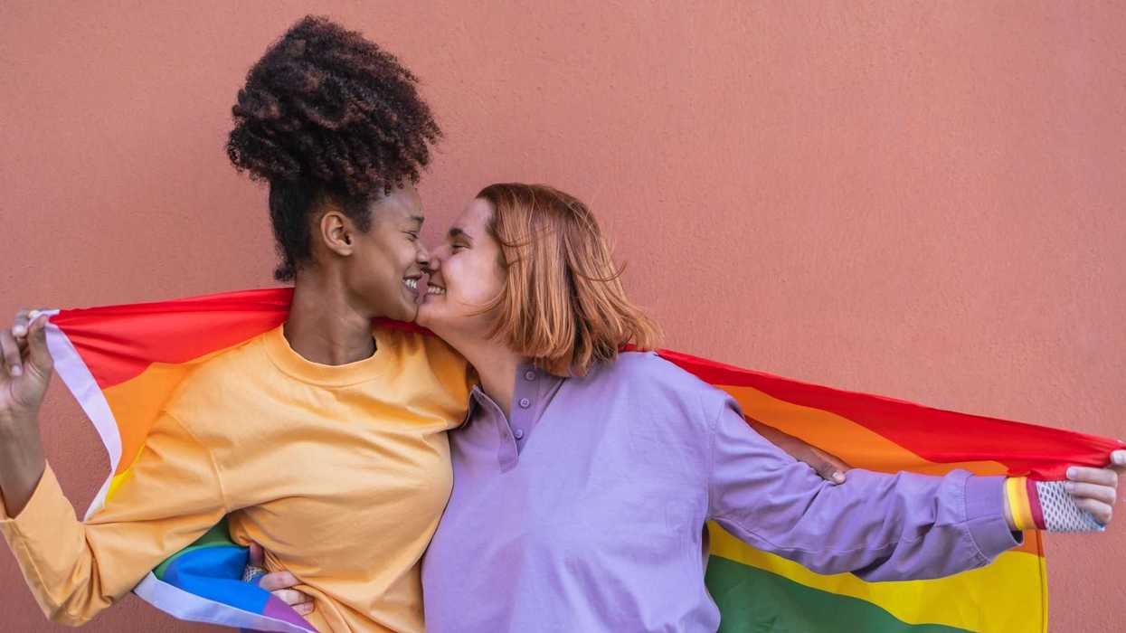 Las mujeres de la comunidad LGBT+ son las que sufren mayor discriminación. Depositphotos.