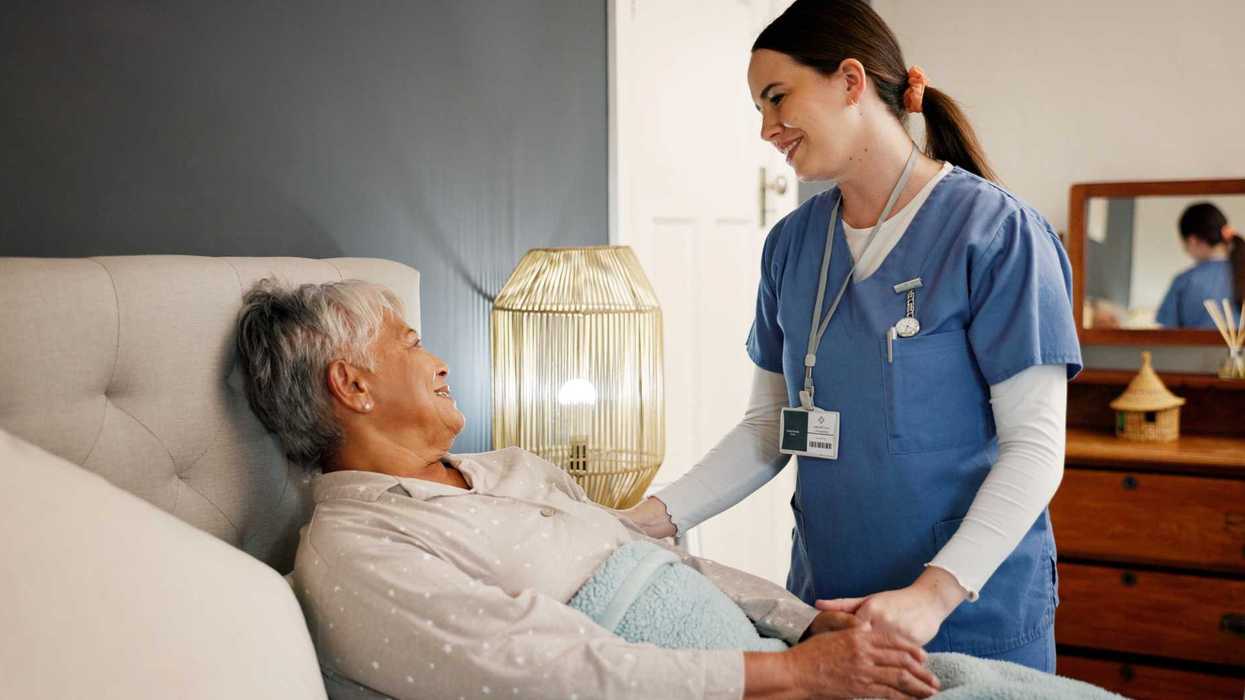 Legisladoras en el Senado de la República debaten iniciativas contra feminicidio y Sistema Nacional de Cuidados en México