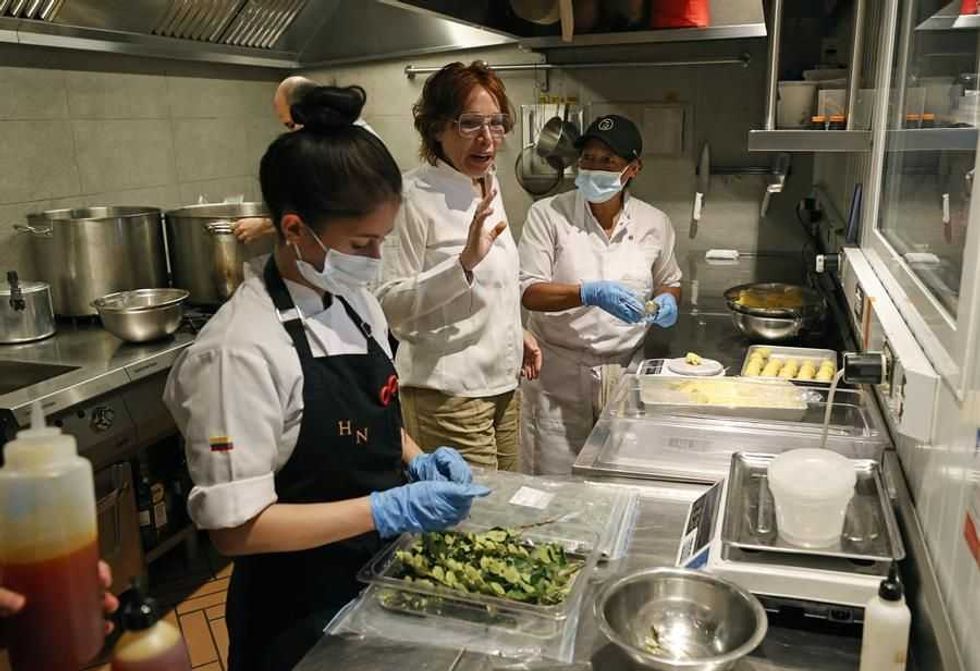 leonor espinoza efe3