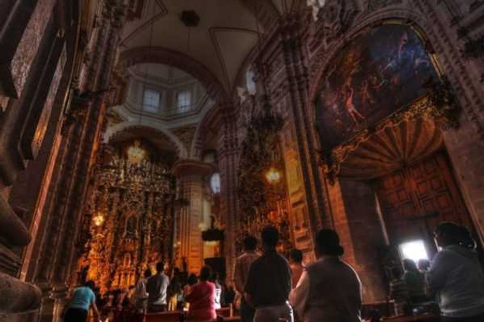 leyendas atraen a visitantes en las noches estrelladas taxco