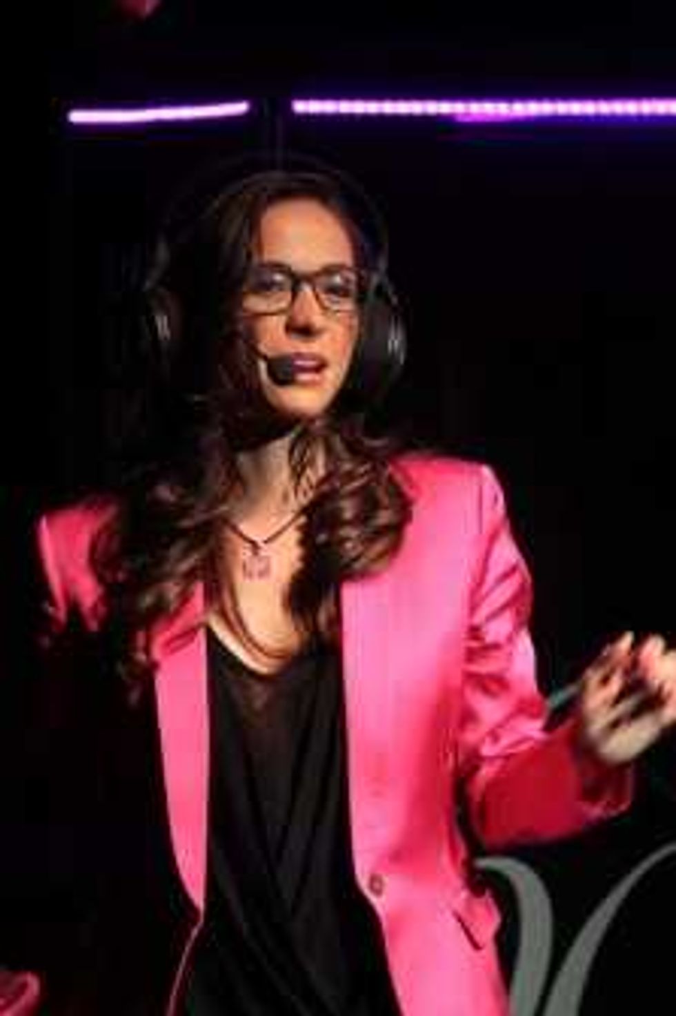 LLEGA "SOLTERA PERO NO SOLA" A 200 FUNCIONES