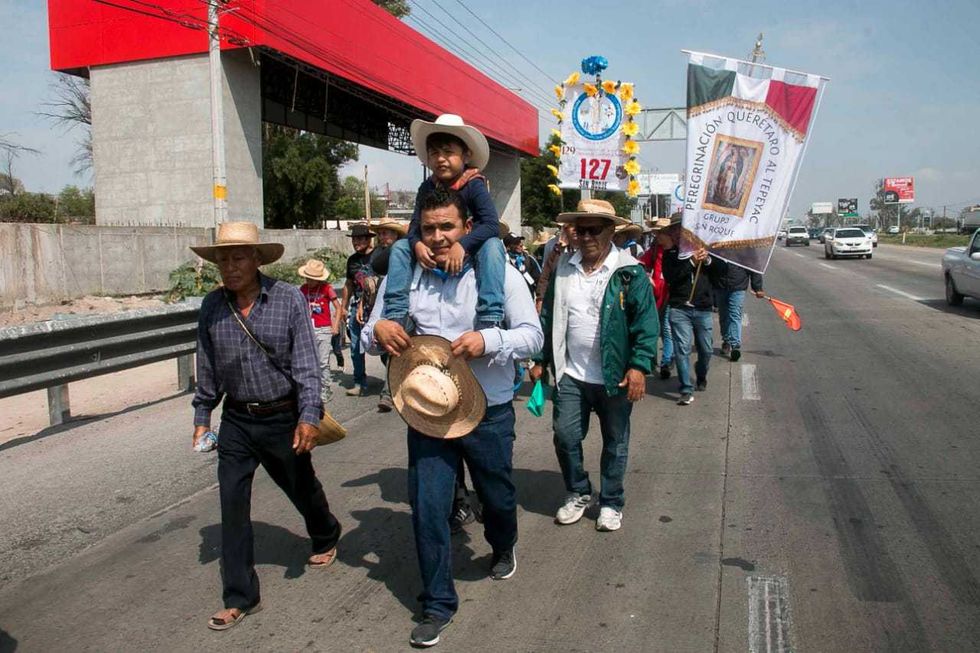 llegan a san juan del rio mas de 30 mil fieles a la guadalupana 56