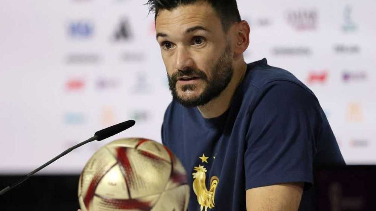 Lloris: "¿Messi lo merece? Nosotros queremos escribir nuestra historia". EFE/EPA/RONALD WITTEK.