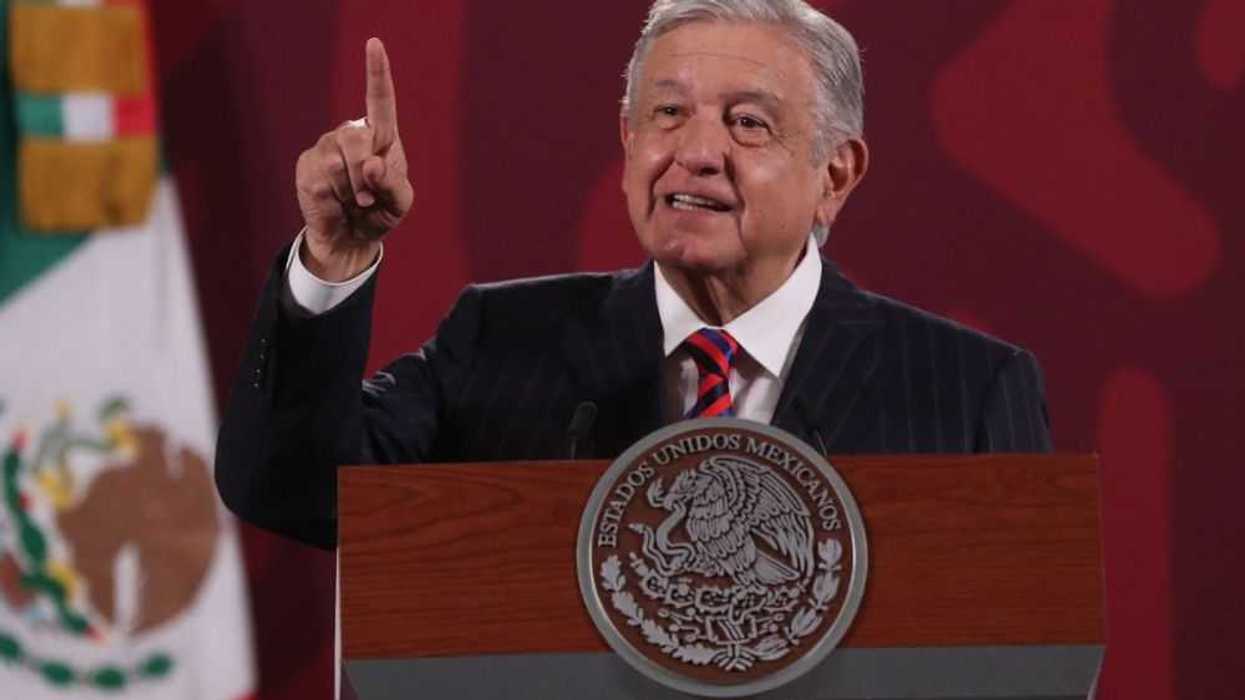 López Obrador dice que su esposa lo representará en toma de posesión de Lula. EFE/Sáshenka Gutiérrez.