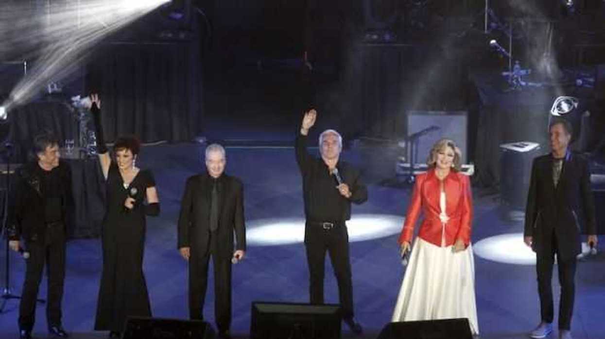 los-grandes-del-rock-hacen-vibrar-de-nostalgia-a-fans.jpg