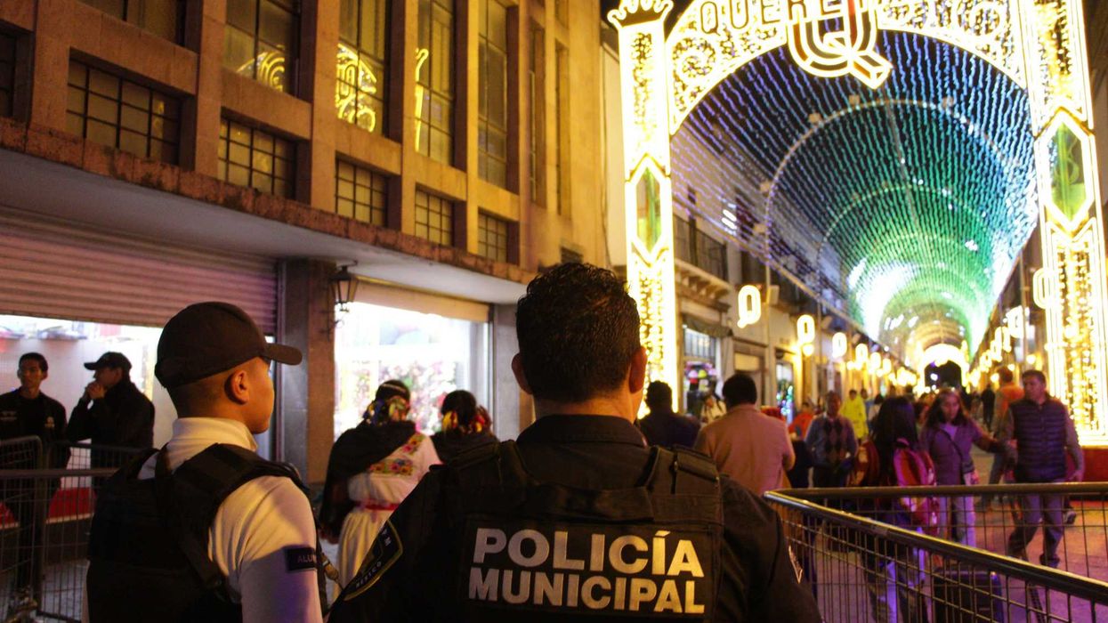 Los policías municipales atendieron reportes del Centro de Atención a Emergencias 911 para remitir a 338 infractores en una semana.