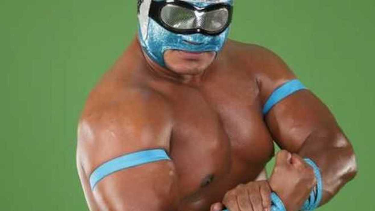 luchador-mexicano-stuka-jr-dedica-a-su-aficion-titulo-que-vale-oro