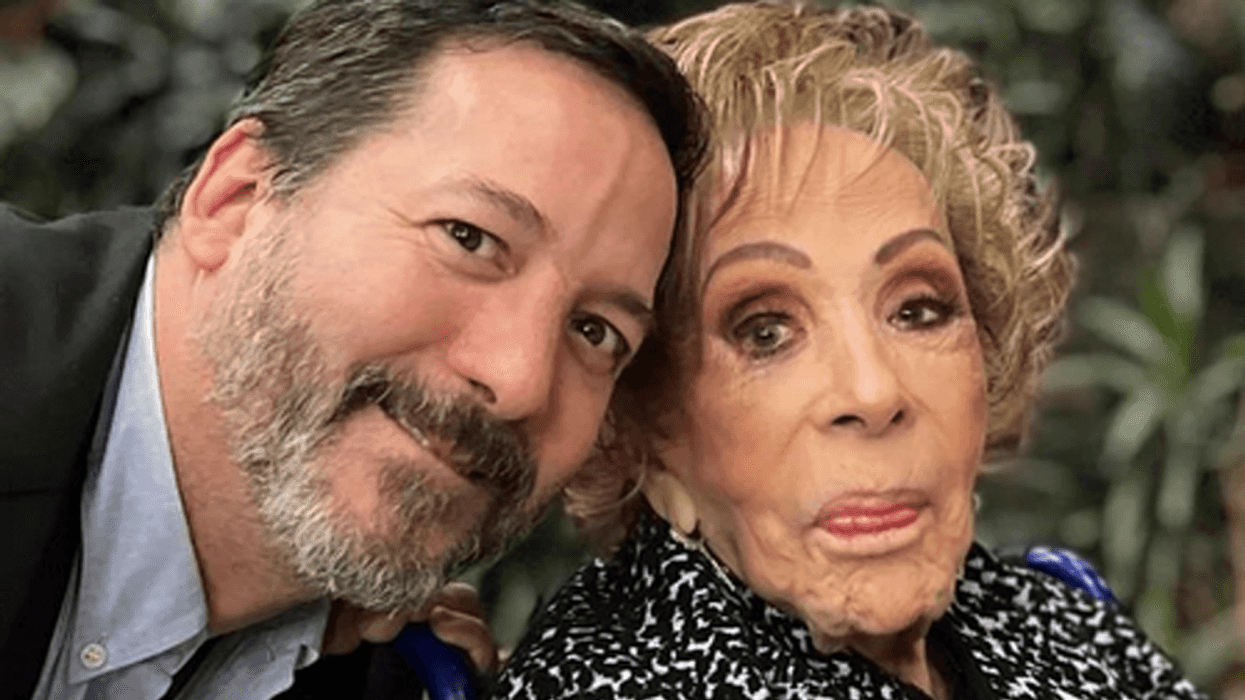 Luis Enrique Guzmán asegura que doña Silvia Pinal vive ajena a los escándalos que rodean a su familia. AGENCIA MÉXICO.