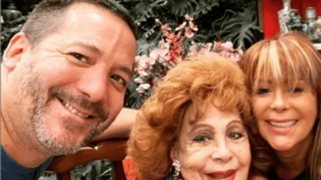 Luis Enrique Guzmán recuerda su niñez junto a Alejandra Guzmán y la unión familiar que les inculcó su famosa madre.