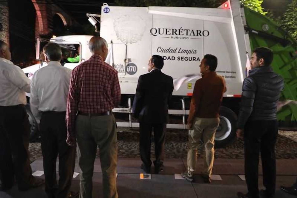 luis nava dio banderazo de salida a recolectores de basura en queretaro