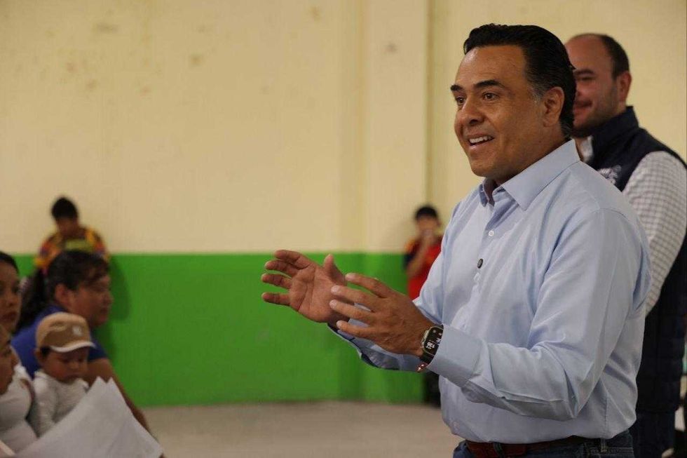 Luis Nava, secretario de Desarrollo Social de Quer\u00e9taro, durante la jornada del programa Contigo y Tu Beb\u00e9 en Pedro Escobedo, agosto 2026.