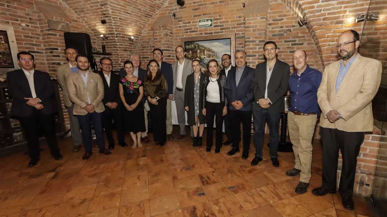Lupita Murguía destaca papel de empresas francesas en desarrollo de Querétaro.