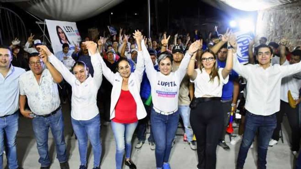 Lupita Pérez impulsa su campaña con propuestas en Ezequiel Montes.