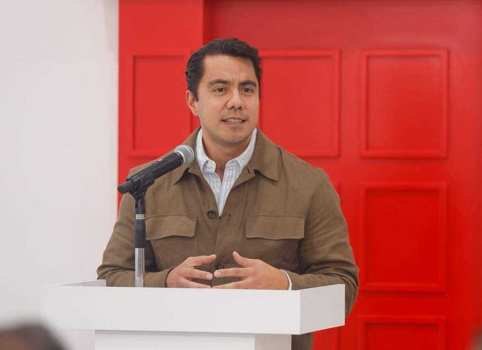 Macías Olvera confirma incorporación de sociedad civil como testigo en negociaciones sobre comercio ambulante en Centro Histórico.