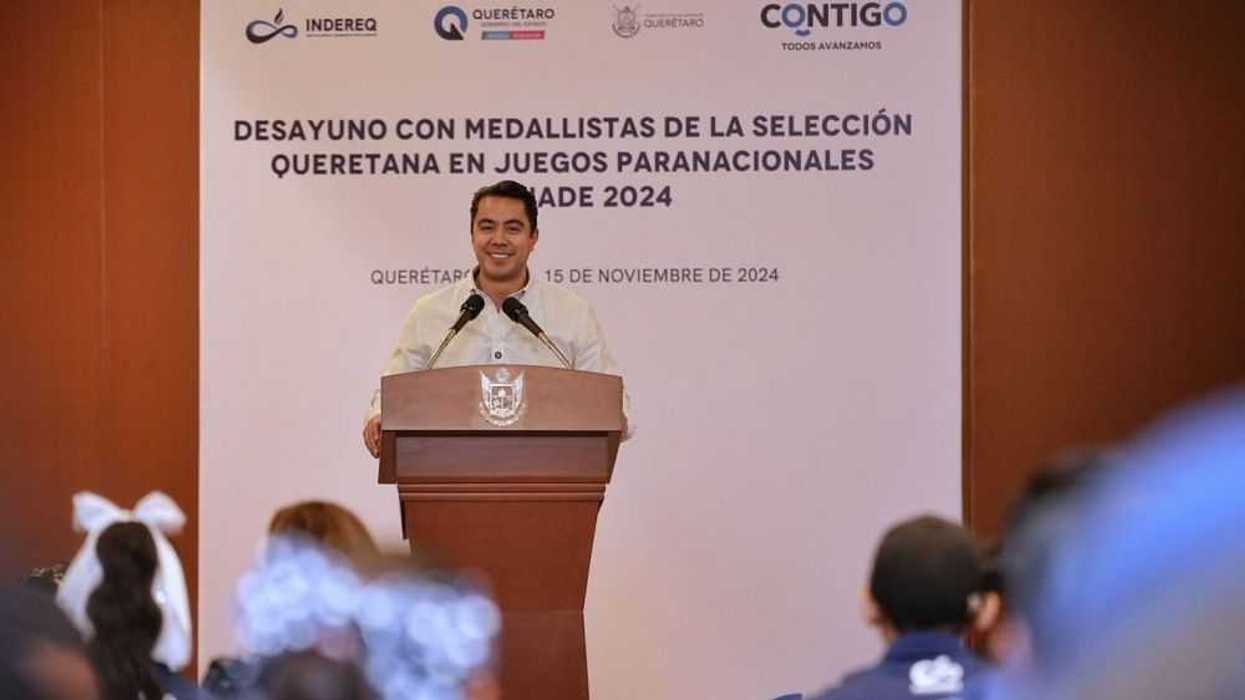 Macías reconoce a la Selección Queretana de los Juegos Paranacionales 2024.