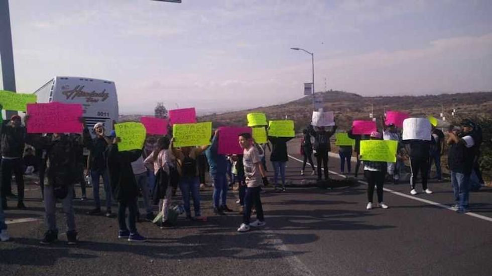 manifestacion universidad arkansas 3