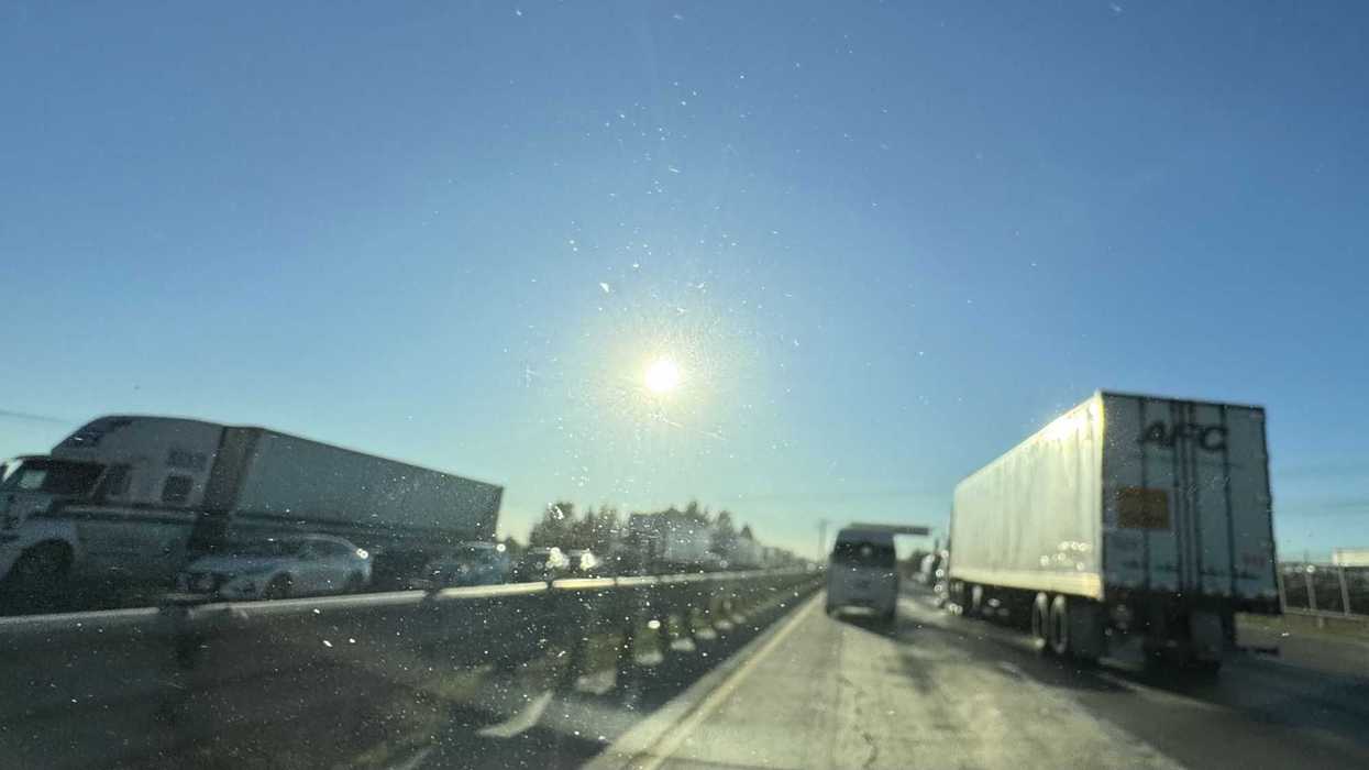 Manifestaciones de transportistas pacíficas en Querétaro, demandan seguridad.