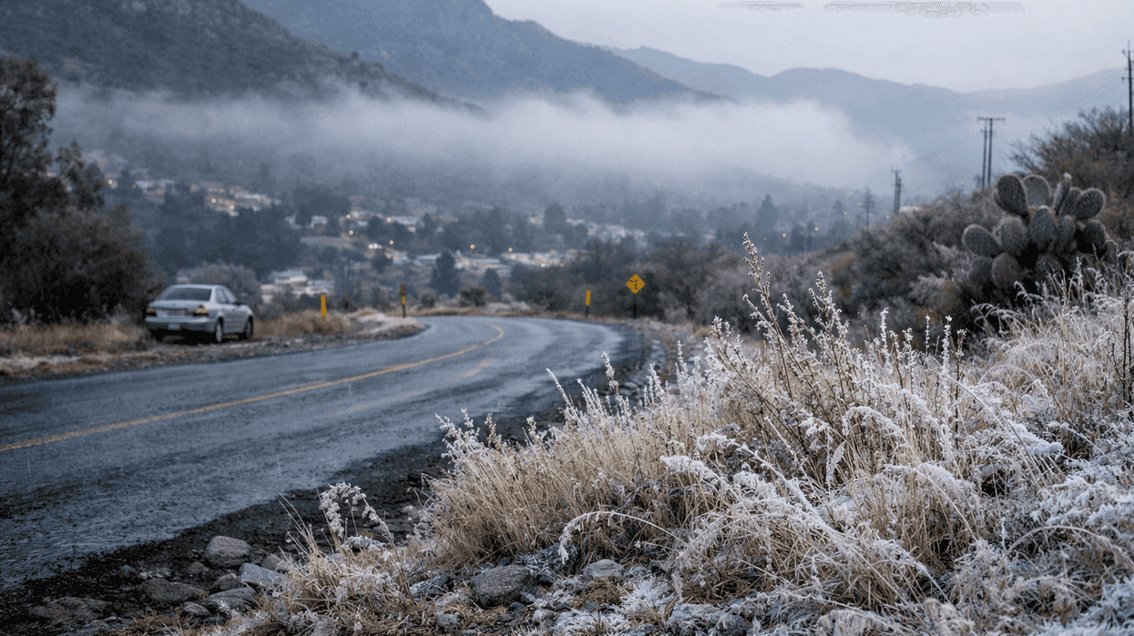 Mapa de sistemas meteorológicos con frente frío 33 que provoca heladas y clima frío en Querétaro