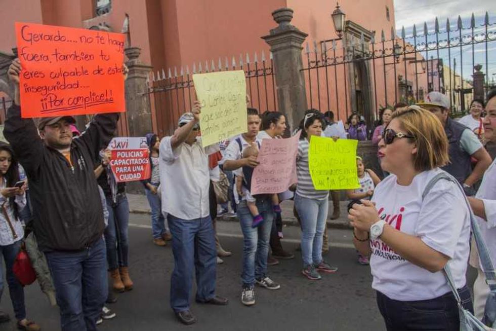 Marchan por mayor seguridad en San Juan del Río