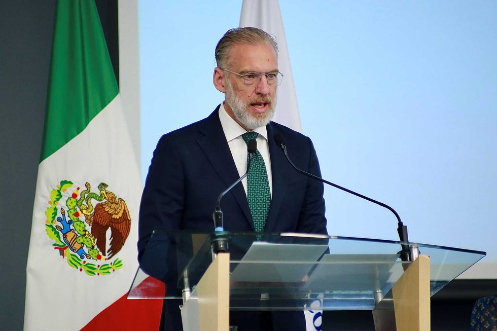 Marco Del Prete participa en el Foro Nacional de Energ\u00eda y Sustentabilidad en Quer\u00e9taro.