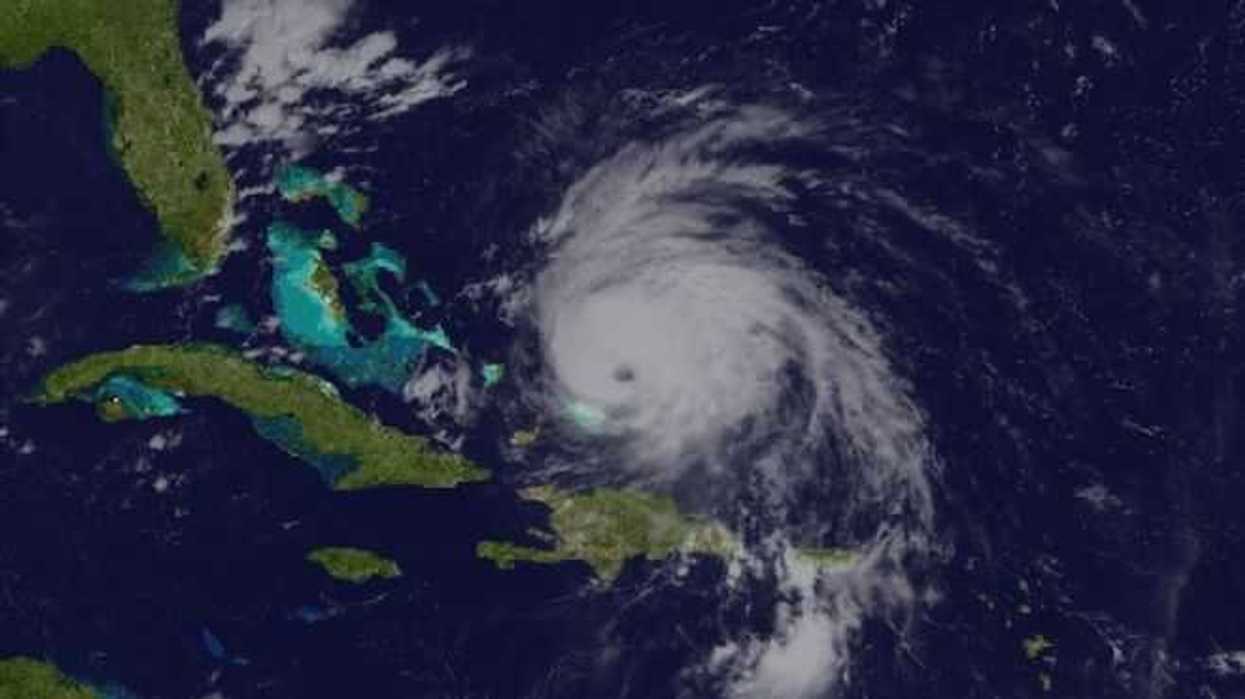 María azota islas Turcas y Caicos, Puerto Rico y Dominicana.