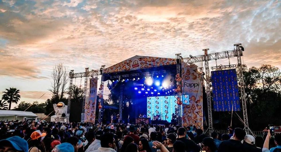 Mariachelaa 2025: Festival queretano ofrece cerveza artesanal, música y ambiente familiar.