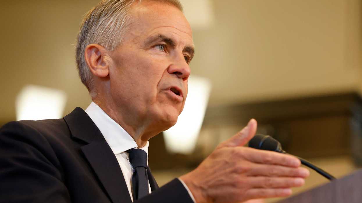 Mark Carney, primer ministro de Canadá, durante un mensaje sobre la disputa arancelaria con Estados Unidos