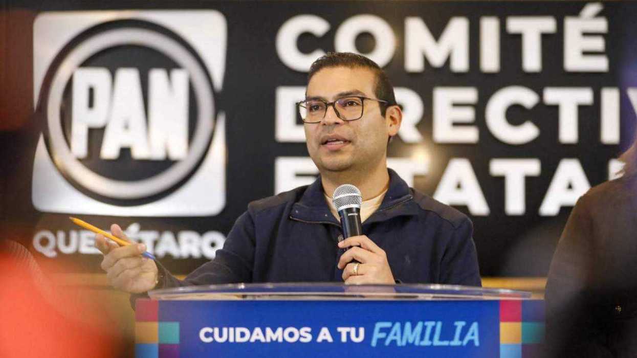 Martín Arango celebró la aprobación unánime del paquete fiscal 2026 junto con los diputados panistas Enrique Correa y Gerardo Ángeles.