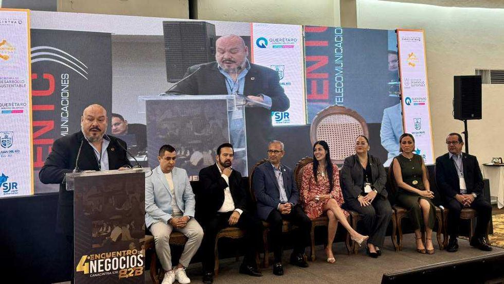 Más de 100 empresas participan en el encuentro empresarial que busca fortalecer las cadenas de valor en San Juan del Río, Querétaro.