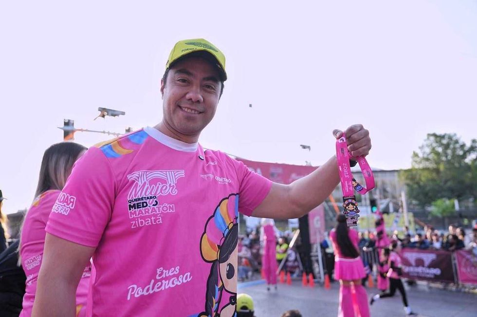 Más de 5 mil atletas dominaron las calles en la Carrera Mujer Querétaro.