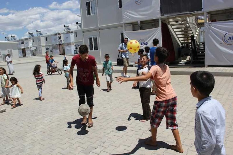 mas de 70 millones de personas viven refugiadas en el mundo