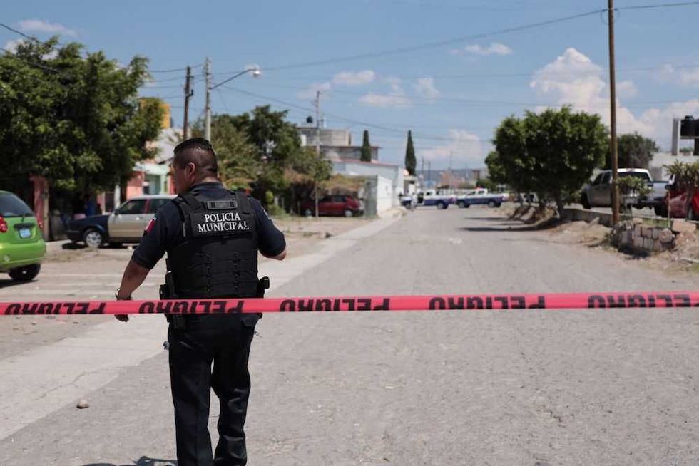 Matan a balazos a conductor de Mazda en San Juan del Río