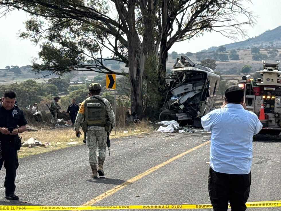 Mauricio Kuri anuncia investigaci\u00f3n de la Fiscal\u00eda de Quer\u00e9taro por accidente de Amealcenses en Amealco