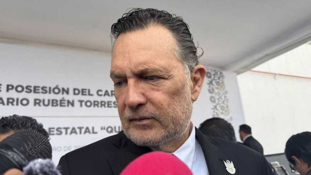 Mauricio Kuri defiende regulación de celulares en escuelas y afirma apoyo nacional.