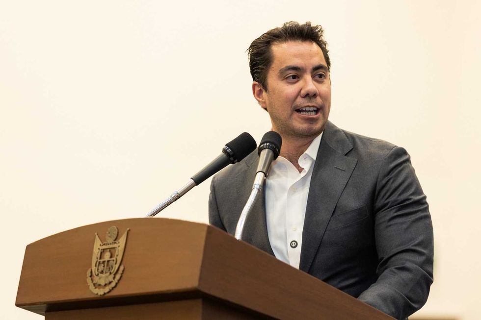 Mauricio Kuri entrega Premio Estatal al Desempe\u00f1o Docente a maestros y directivos en Quer\u00e9taro 2026