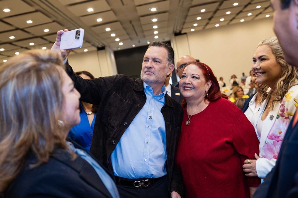 Mauricio Kuri entrega Premio Estatal al Desempe\u00f1o Docente a maestros y directivos en Quer\u00e9taro 2026