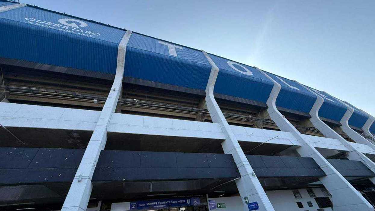 Mauricio Kuri González encabezó conferencia junto a directivos de la Federación Mexicana de Fútbol en el Estadio Corregidora.