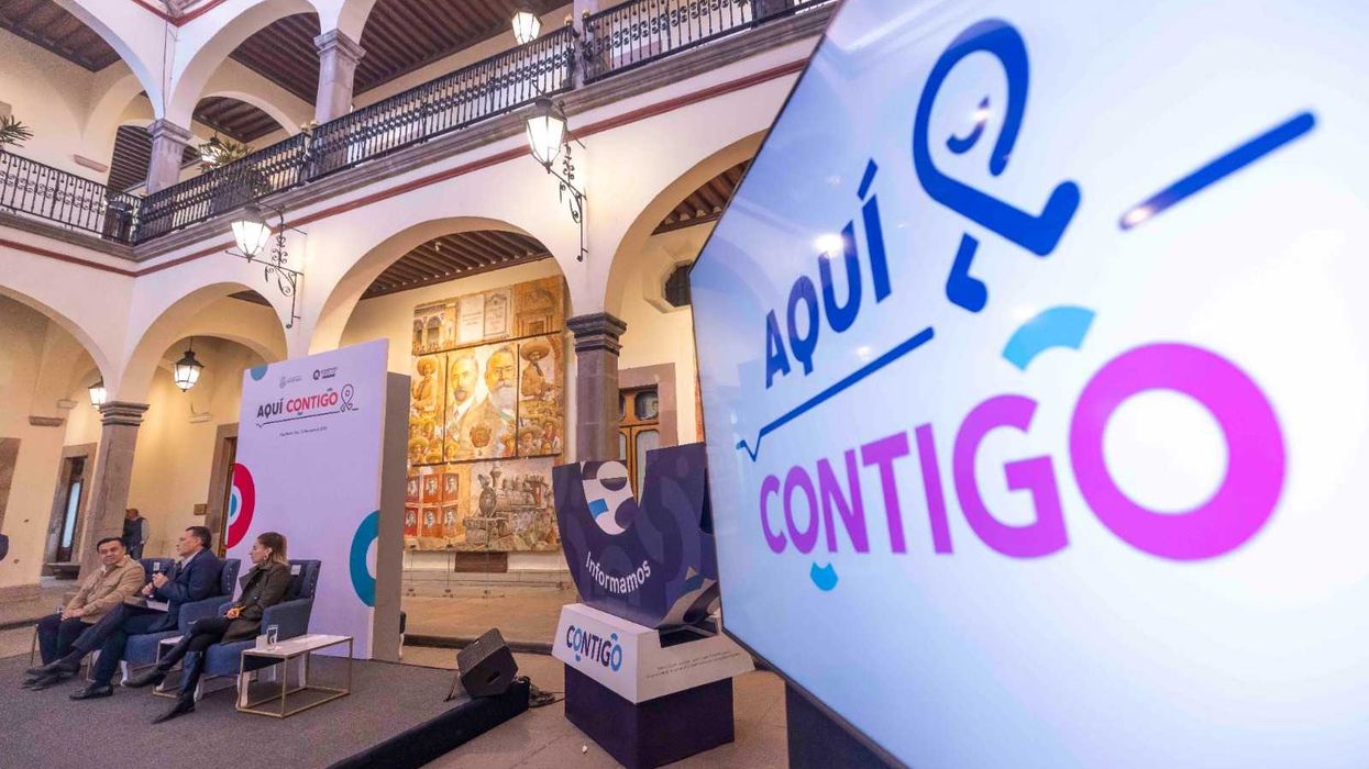 Mauricio Kuri González, gobernador de Querétaro, durante conferencia en la que abordó el proceso electoral.